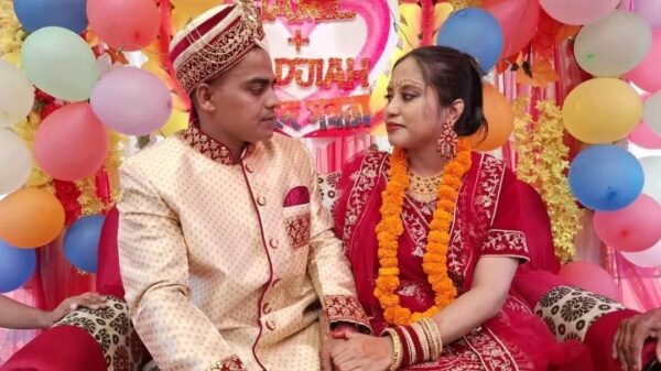 ভালোবাসার টানে মালয়েশিয়ার তরুণী নওগাঁর বদলগাছীতে ॥ বিয়েও করেছেন যুবককে