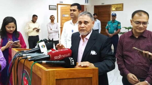 নির্বাচনে বিদেশি পক্ষপাতদুষ্ট পর্যবেক্ষককে অনুমোদন দেবে না ইসি-সিইসি