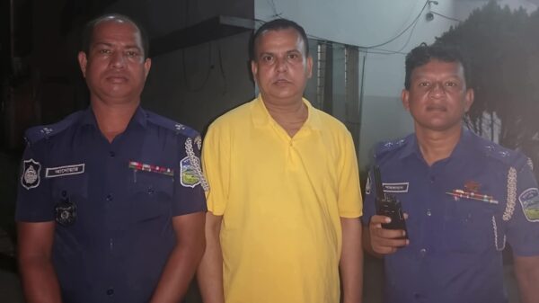নেত্রকোণা জেলা আ’লীগের সহ-সভাপতি টঙ্গীতে গ্রেফতার