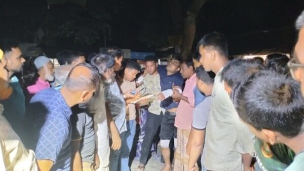 জয়পুরহাটে সড়ক দূর্ঘটনায় গৃহবধূ নিহত ॥ পুলিশ সদস্যসহ আহত-৪