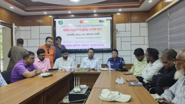 শিবগঞ্জে শারদীয় দুর্গাপূজা উদযাপন আইন শৃঙ্খলা সংক্রান্ত মতবিনিময় সভা