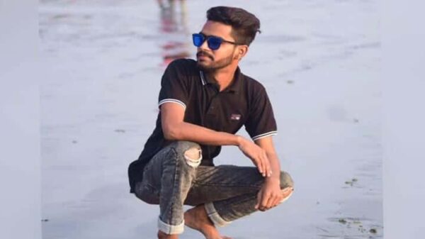 বিসিএস প্রশ্ন ফাঁসের অভিযোগে পার্বতীপুরে যুবক গ্রেফতার