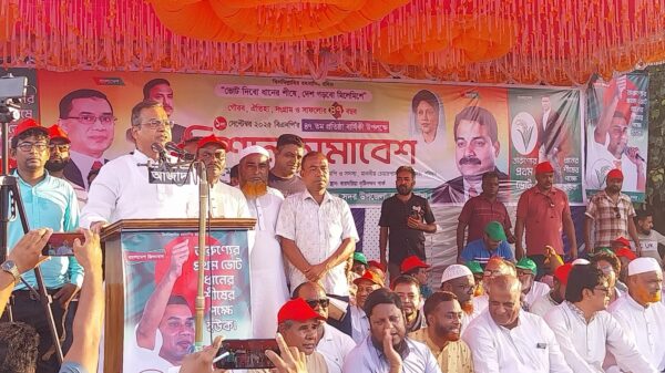 জাতীয় পার্টি স্বৈরাচার হাসিনাকে ক্ষমতায় টিকিয়ে রেখেছিল-চাঁপাইনবাবগঞ্জে হারুনুর রশীদ