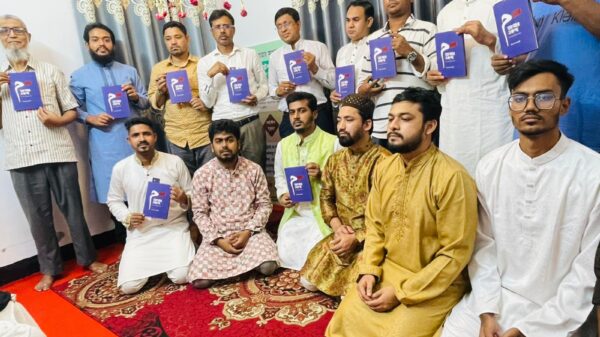 সুফি স্পিরিচুয়াল ফাউন্ডেশনের চেয়ারম্যান খাজা ওসমান ফারুকী’র জন্মদিন পালন