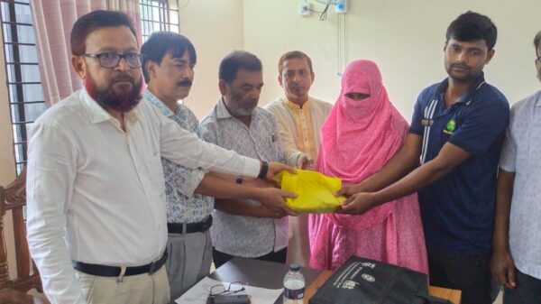 চাঁপাইনবাবগঞ্জ জেলা শিক্ষক-কর্মচারী কল্যান তহবিলের সভা ও আর্থিক সহায়তা প্রদান