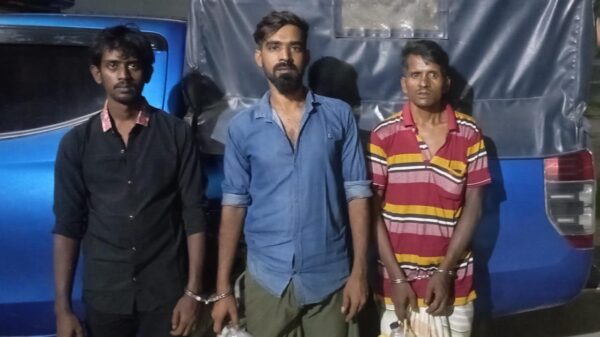 চাঁপাইনবাবগঞ্জে ডিএনসির অভিযানে মাদকসহ আটক-৩ ॥ ভ্রাম্যমান আদালতে সাজা