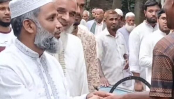 চাঁপাইনবাবগঞ্জ-২ আসনে জামায়াতের ডক্টর মিজানুর’র গণসংযোগ ও পথসভা