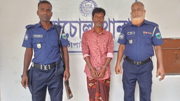 নাচোলে দুই শিশুকে ধর্ষণের অভিযোগে ধর্ষক নূরুল’কে গ্রেফতার