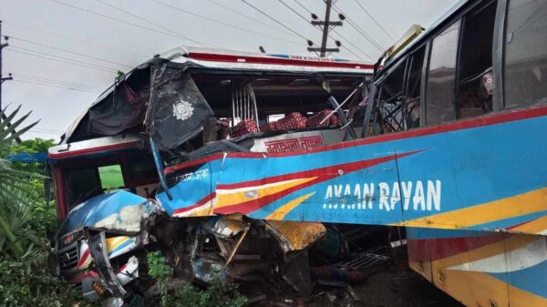 ভালুকায় দুই বাসের সংঘর্ষে নিহত-২ আহত-১৫