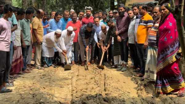 ভালুকায় ডাম্পিং স্টেশনের রাস্তার কাজ উদ্বোধন