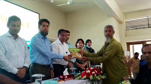 ঠাকুরগাঁওয়ে অসময়ের বৃষ্টিতে কৃষকের ক্ষতি ও জনজীবনে ভোগান্তি