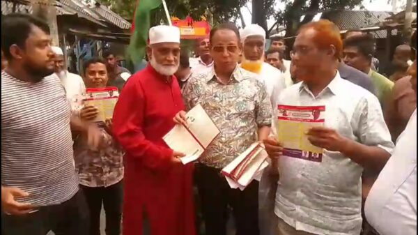 গোবিন্দগঞ্জে বিভিন্নস্থানে বিএনপি’র ৩১ দফার লিফলেট বিতরণ ও গণসংযোগ