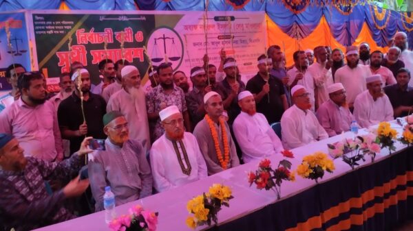 দুই শতাধিক নেতাকর্মী নিয়ে জামায়াতে যোগ দিলেন শ্রমিক দল নেতা