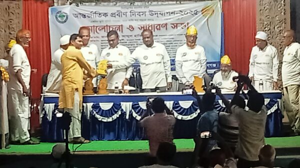 গোমস্তাপুরে আন্তর্জাতিক প্রবীণ দিবস উদযাপন