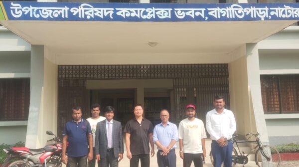 বাগাতিপাড়ায় গার্মেন্টস শিল্প স্থাপনে চীনা উদ্যোক্তার এলাকা পরিদর্শন