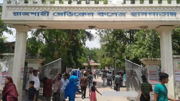 গোদাগাড়ীতে গ্যাস বেলুন বিস্ফোরণে ৭ জন দগ্ধ