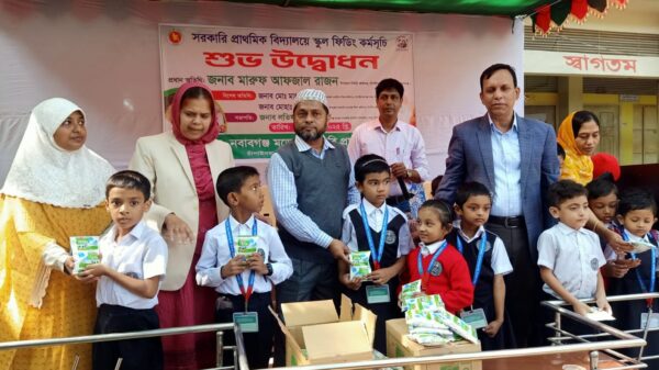 চাঁপাইনবাবগঞ্জে সরকারি প্রাথমিক বিদ্যালয়ে স্কুল ফিডিং কর্মসূচির উদ্বোধন