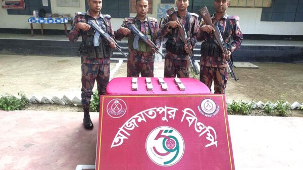 ৫৯ বিজিবির অভিযানে আজমতপুর সীমান্তে নেশা জাতীয় ট্যাবলেট উদ্ধার