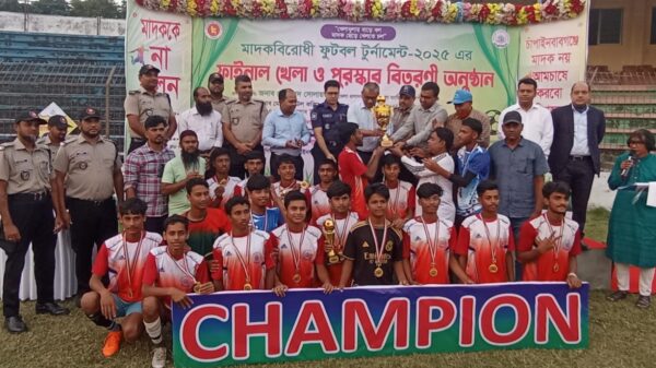 চাঁপাইনবাবগঞ্জে তারুণ্যের উৎসব উপলক্ষে মাদকবিরোধী ফুটবল টূনার্মেন্ট এর ফাইনাল