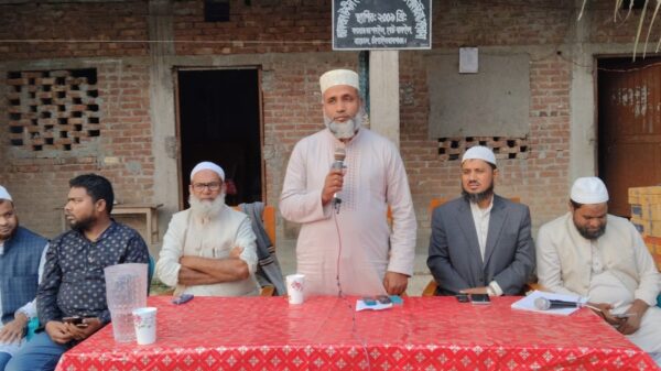 নাচোলে নির্বাচনী প্রচারণায় জামায়াত প্রার্থী ডাঃ মিজানুর রহমান