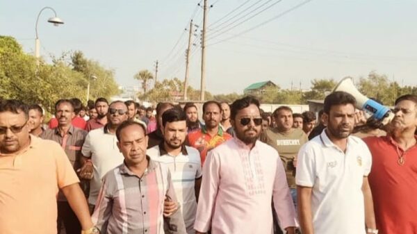 আ’লীগের লকডাউন ঘোষণার বিরুদ্ধে বিএনপির বিক্ষোভ