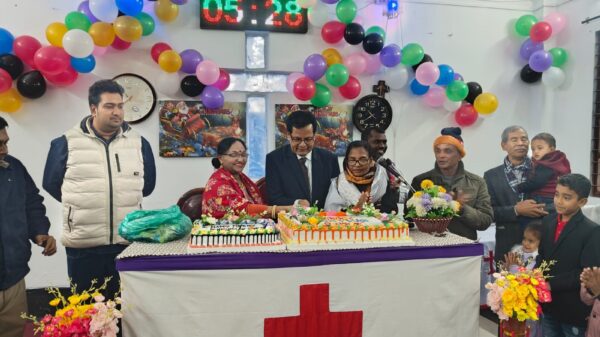 চাঁপাইনবাবগঞ্জে নানান আয়োজনে মধ্য দিয়ে বড়দিন উদযাপন