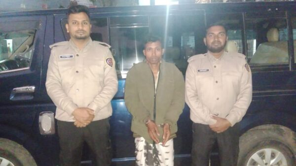 ডিএনসির অভিযানে চাঁপাইনবাবগঞ্জে এক মাদক ব্যবসায়ী গ্রেফতার