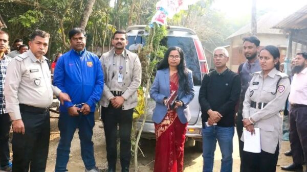 নড়াইলের কালিয়ায় গাঁজা গাছসহ গ্রেফতার এক