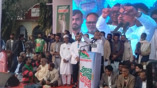 ধানের শীষে ভোট দিয়ে বিজয়ী করার আহবান- চাঁপাইনবাবগঞ্জ সদর আসনে বিএনপির নির্বাচনী বিশাল জনসভা