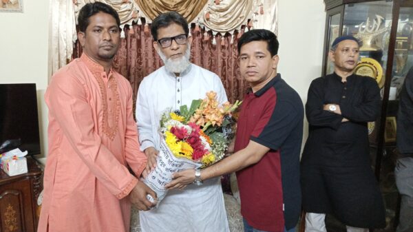 সড়ক পরিবহণ ও সেতু প্রতিমন্ত্রী’কে জেএসএস’র ফুলেল শুভেচ্ছা