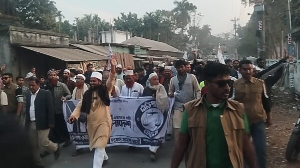 নড়াইলের কালিয়ায় বাংলাদেশ জামায়াতে ইসলামীর গণমিছিল