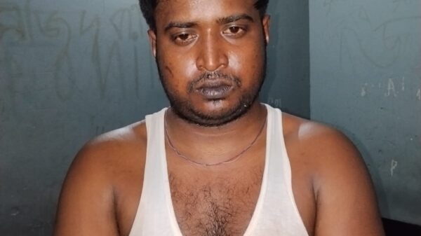 চাঁপাইনবাবগঞ্জে মন্দিরে হামলার অভিযোগে যুবক গ্রেফতার