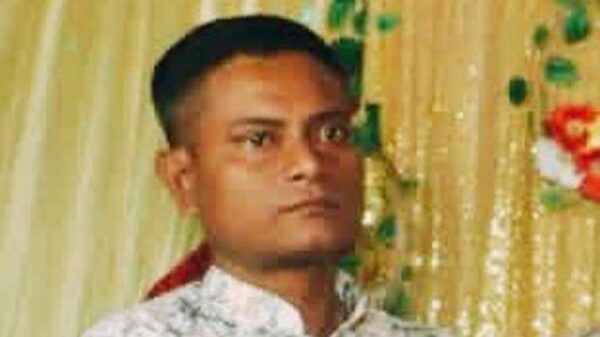 গাইবান্ধায় আইনজীবীর সহকারীকে নিজ বাড়িতে কুপিয়ে হত্যা