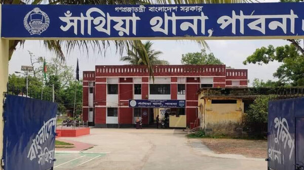 পাবনায় দু’পক্ষের সংঘর্ষে বৃদ্ধ নিহত ॥ আহত-৫