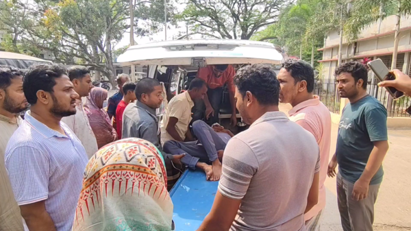 শিবগঞ্জে অটোরিকশা-ভটভটি সংঘর্ষে শিশু নিহত ॥ আহত ৬