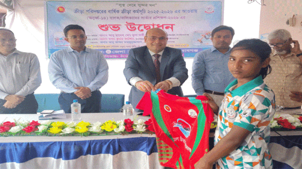 চাঁপাইনবাবগঞ্জে মাসব্যাপী অর্নুদ্ধ-১৪ বালক-বালিকাদের সাঁতার প্রশিক্ষনের উদ্বোধন