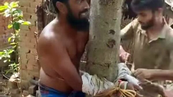 পোরশায় প্রেসার কুকারের আঘাতে স্ত্রী নিহত ॥ ঘাতক স্বামী আটক