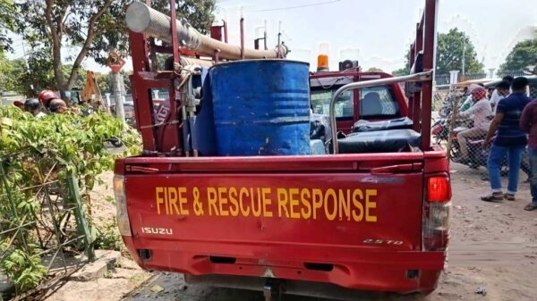 রাজশাহীতে ভুয়া চাহিদাপত্রে তেল উত্তোলন ॥ ফায়ার সার্ভিসের ৫ কর্মী বরখাস্ত